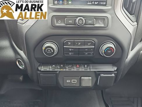 Used 2022 Chevrolet Silverado 1500 Custom AWD/4WD image 17