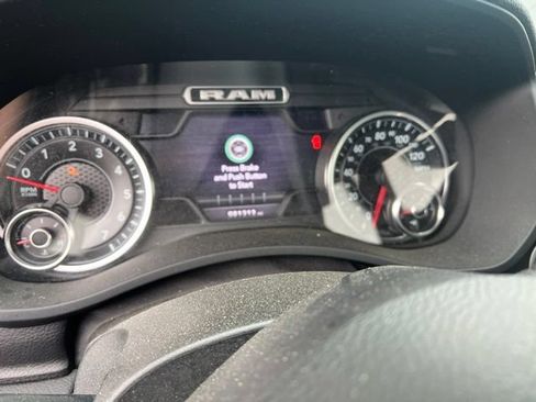 Used 2019 RAM 2500 Laramie AWD/4WD image 12