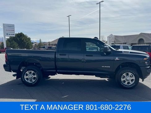 New 2026 RAM 2500 Big Horn AWD/4WD image 4