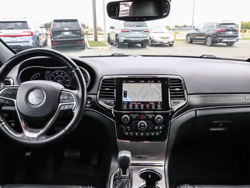 Used 2021 Jeep Grand Cherokee Limited w/ Quick Order Package 28K 80th AWD/4WD image 18