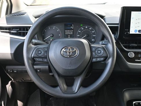 Used 2025 Toyota Corolla LE w/ LE Premium Package FWD image 10