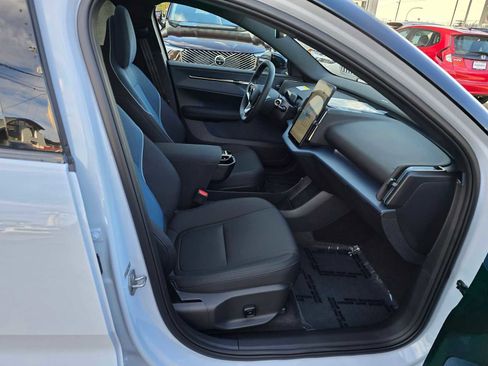 New 2026 Volvo EX30 Plus image 11