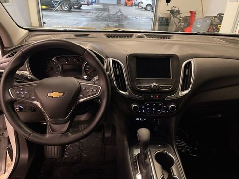Used 2024 Chevrolet Equinox LT image 14