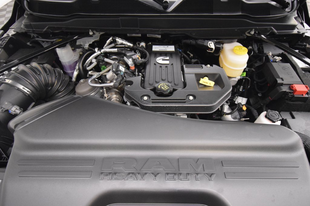 New 2026 RAM 3500 Big Horn AWD/4WD image 10