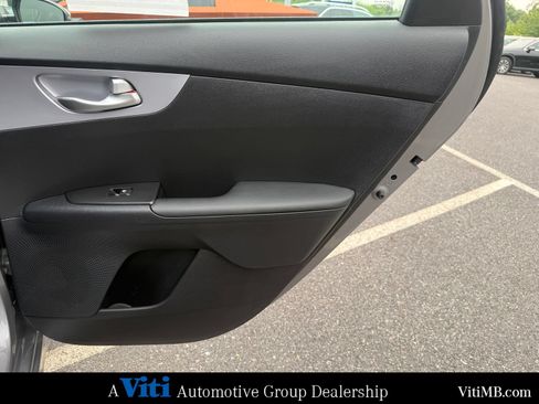 Used 2024 Kia Forte LXS w/ LXS Technology Package FWD image 24