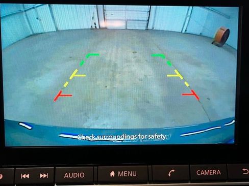 Used 2025 Nissan Sentra SR FWD image 14