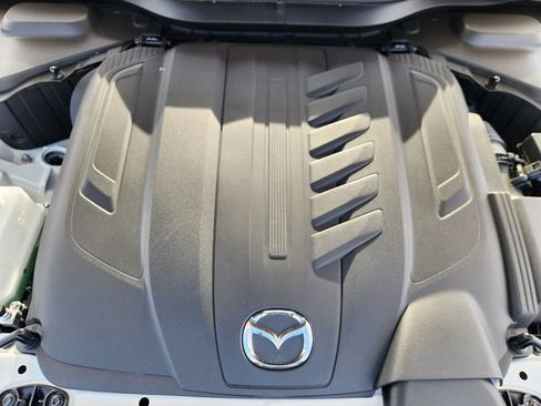 Certified 2026 MAZDA CX-70 3.3 Turbo w/ Preferred Package AWD/4WD image 21