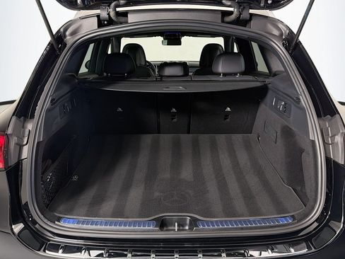 Certified 2026 Mercedes-Benz GLC 300 image 23