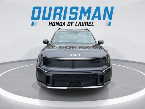 Used 2024 Kia EV9 GT-Line image 3