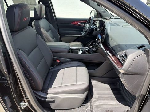 New 2026 Chevrolet Traverse Z71 w/ Enhanced Driving Package AWD/4WD image 27