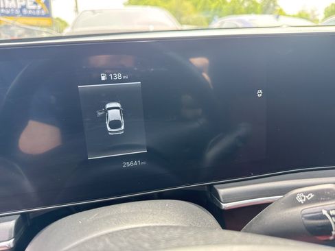 Used 2025 Kia K5 GT-Line w/ GT-Line Premium Package image 4