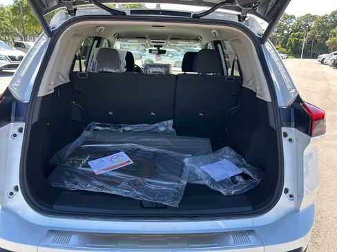 New 2026 Nissan Rogue SV FWD image 50