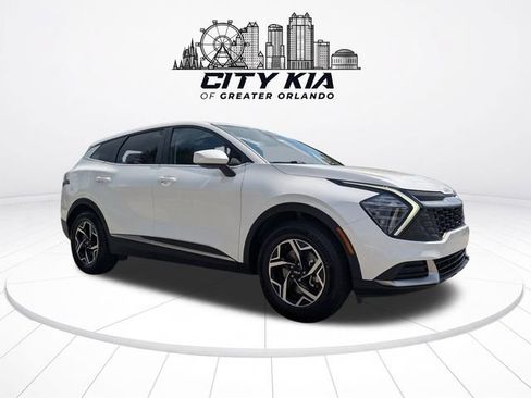 Certified 2024 Kia Sportage LX FWD image 9