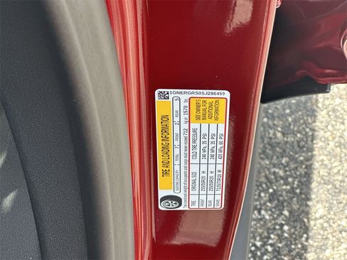 New 2025 Chevrolet Traverse LT w/ Sun and Wheel Package image 14