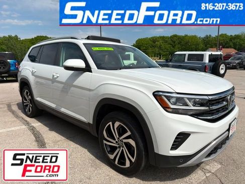 Used 2022 Volkswagen Atlas SEL AWD/4WD image 1