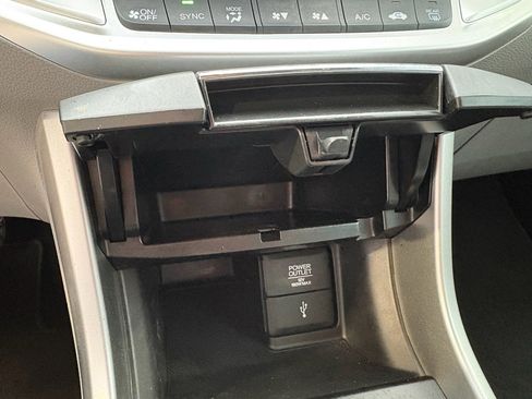 Used 2014 Honda Accord LX image 17