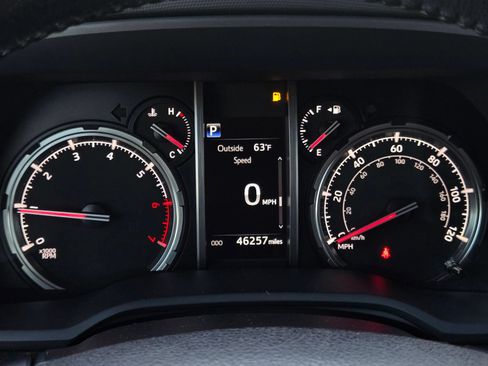 Certified 2023 Toyota 4Runner TRD Off-Road Premium w/ Wilderness Package (TMS) AWD/4WD image 24