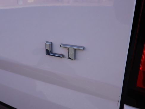 Used 2022 Chevrolet Colorado LT w/ Fleet Safety Package image 21