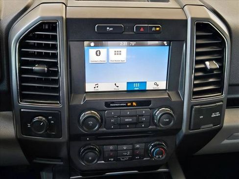 Used 2018 Ford F150 XLT w/ Equipment Group 302A Luxury RWD image 13