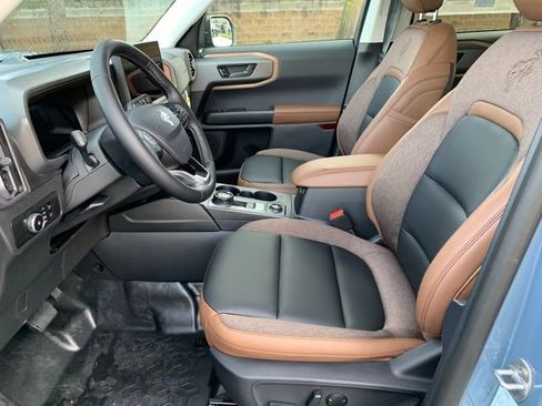 New 2026 Ford Bronco Sport Outer Banks w/ Sasquatch Outer Banks Package AWD/4WD image 12