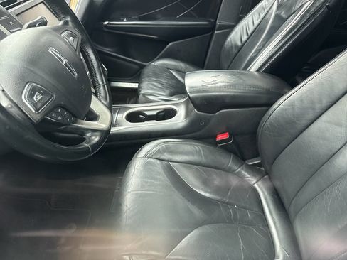 Used 2015 Lincoln MKC FWD w/ Equipment Group 101A Select image 7