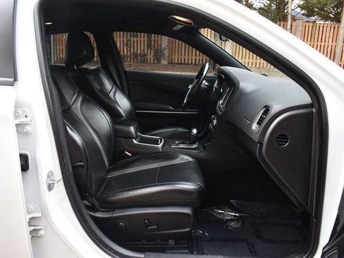 Used 2022 Dodge Charger SXT w/ Leather Interior Group image 21