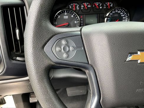 Used 2019 Chevrolet Silverado 1500 W/T w/ WT Convenience Package AWD/4WD image 12