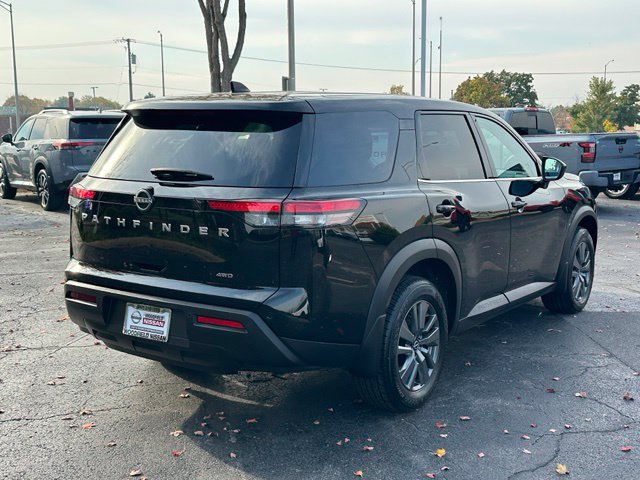 Certified 2024 Nissan Pathfinder S AWD/4WD image 4