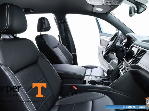 Used 2023 Volkswagen Atlas Cross Sport SE w/ Black Wheel Package image 36