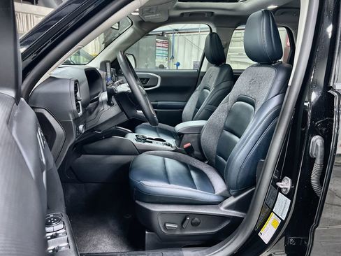Used 2024 Ford Bronco Sport Outer Banks w/ Tech Package AWD/4WD image 12