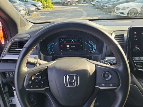 Used 2024 Honda Odyssey Sport image 24
