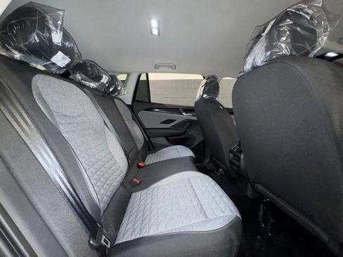 New 2026 Volkswagen Tiguan S image 9