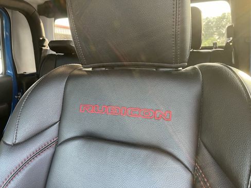 Used 2021 Jeep Gladiator Rubicon w/ Dual Top Group image 21