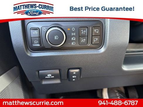 New 2025 Ford F250 Lariat w/ Black Appearance Package image 29