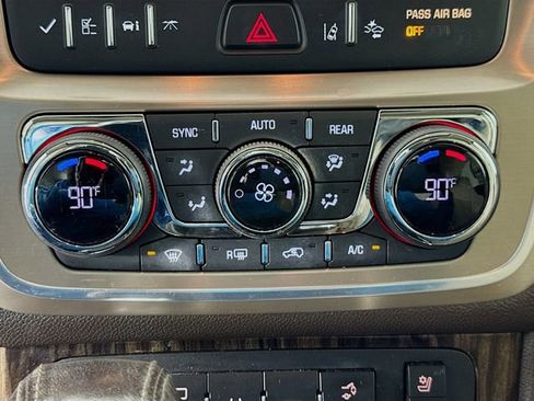 Used 2014 GMC Acadia Denali image 18