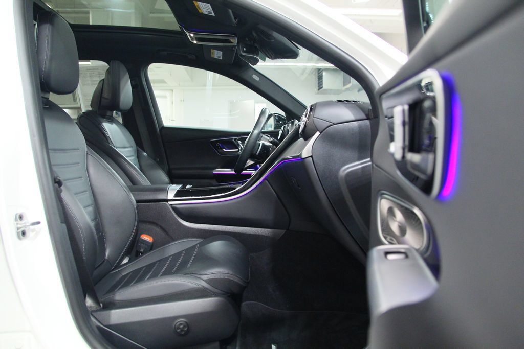 Certified 2025 Mercedes-Benz GLC 350e 4MATIC image 22