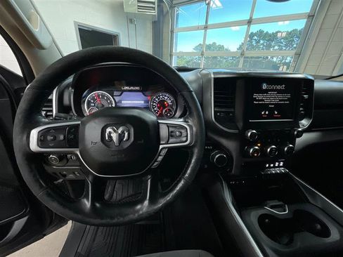 Used 2019 RAM 1500 Big Horn RWD image 11