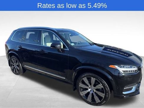 Certified 2023 Volvo XC90 B6 Ultimate w/ Protection Package image 2
