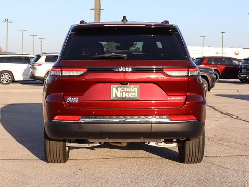 New 2025 Jeep Grand Cherokee Laredo X w/ Luxury Tech Group I image 6