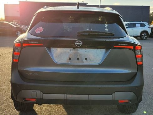 New 2026 Nissan Kicks SV w/ SV Premium Package FWD image 7