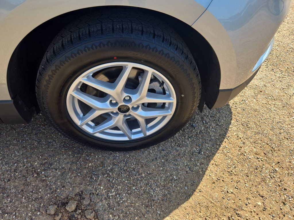 Used 2024 Ford Edge SEL AWD/4WD image 12