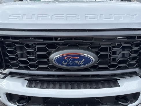 New 2026 Ford F250 XL image 9