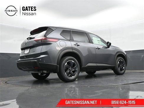New 2026 Nissan Rogue SV image 32