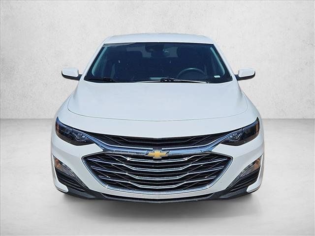 Used 2025 Chevrolet Malibu LT FWD image 2