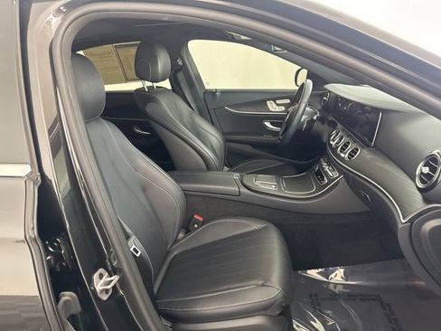 Used 2023 Mercedes-Benz E 350 4MATIC Sedan image 24