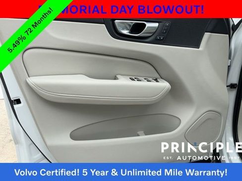 Certified 2023 Volvo XC60 B5 Plus w/ Protection Package Premier AWD/4WD image 27