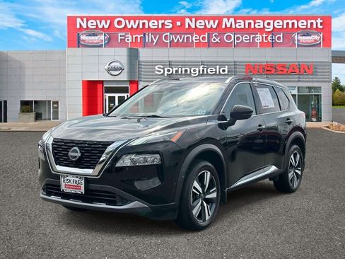 Used 2023 Nissan Rogue SL w/ SL Premium Package AWD/4WD image 2