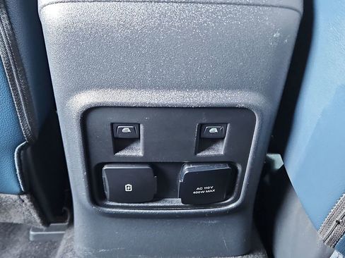 Used 2022 Ford Bronco Outer Banks w/ Sasquatch Package image 29