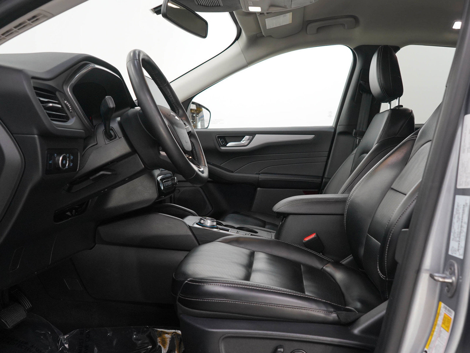 Used 2024 Ford Escape Platinum AWD/4WD image 24