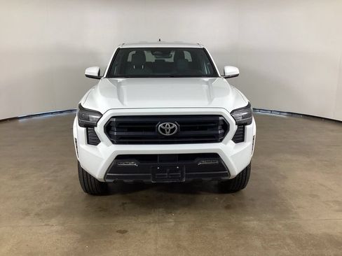 Used 2024 Toyota Tacoma SR5 AWD/4WD image 2